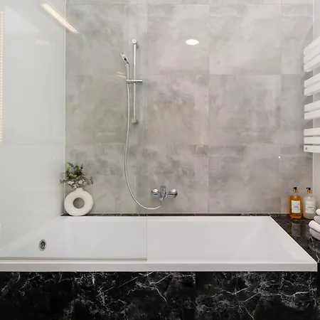 Grand I Premium 3-Room Apart With Parking I 2 Bathrooms I Terrace Appartement Łódź