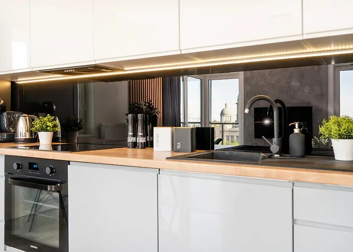 Kopcinskiego - Z Parkingiem I Dwoma Lazienkami وودج