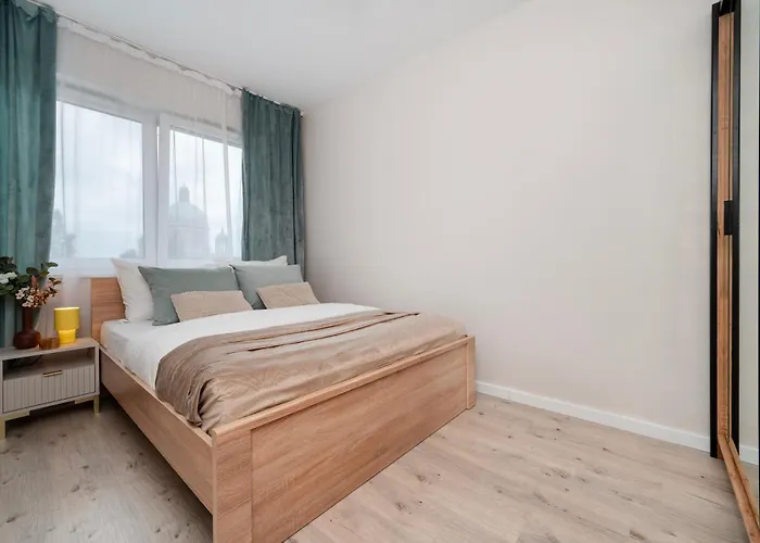 شقة Kopcinskiego - Z Parkingiem I Dwoma Lazienkami *