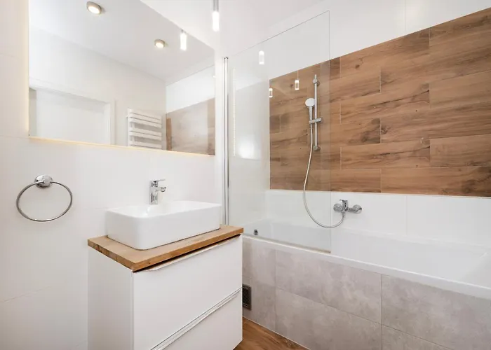 شقة Kopcinskiego - Z Parkingiem I Dwoma Lazienkami وودج