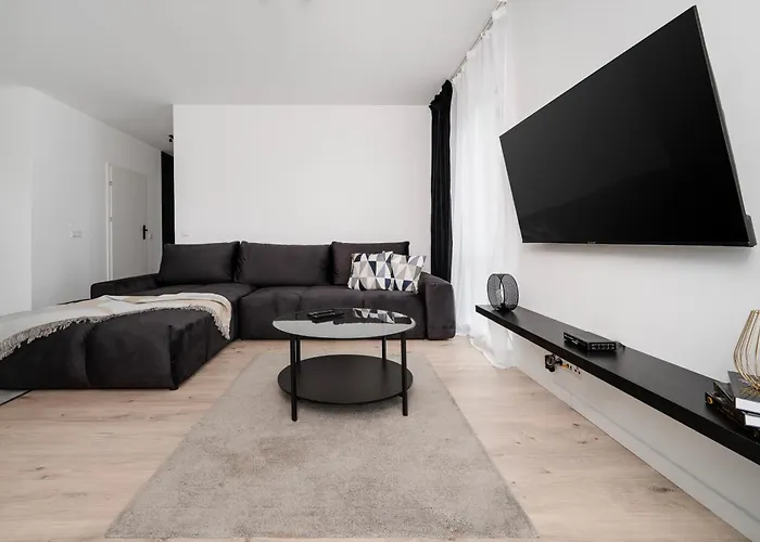 Kopcinskiego - Z Parkingiem I Dwoma Lazienkami Daire